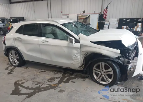 2016 Mercedes-Benz Gla 250 z USA, uszkodzony, nr VIN WDCTG4EB6GJ211518